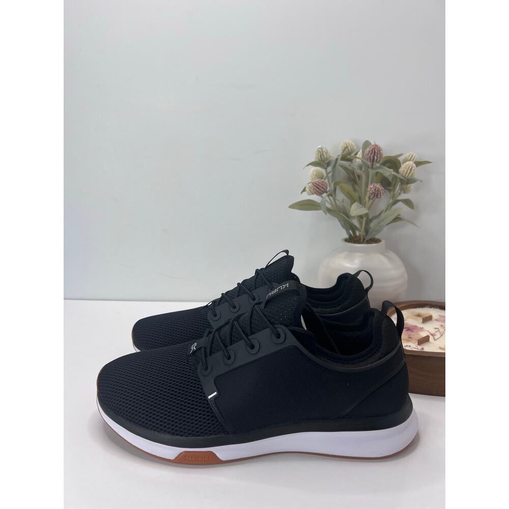 Kuru Atom Walking Comfort Sneaker Jet Black/White/Gum Women 12M NWB